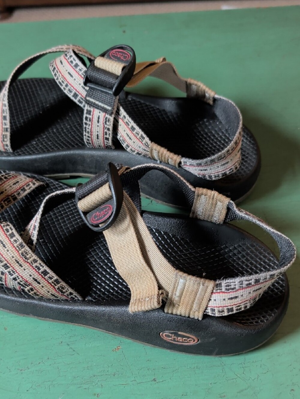 Chacos Beige Patterned Strap Sandals with Black Footbed - Picture 3 of 9
